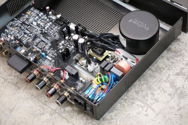 I150 Integrated Amplifier (B Stock)