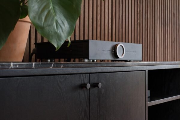 I150 Integrated Amplifier